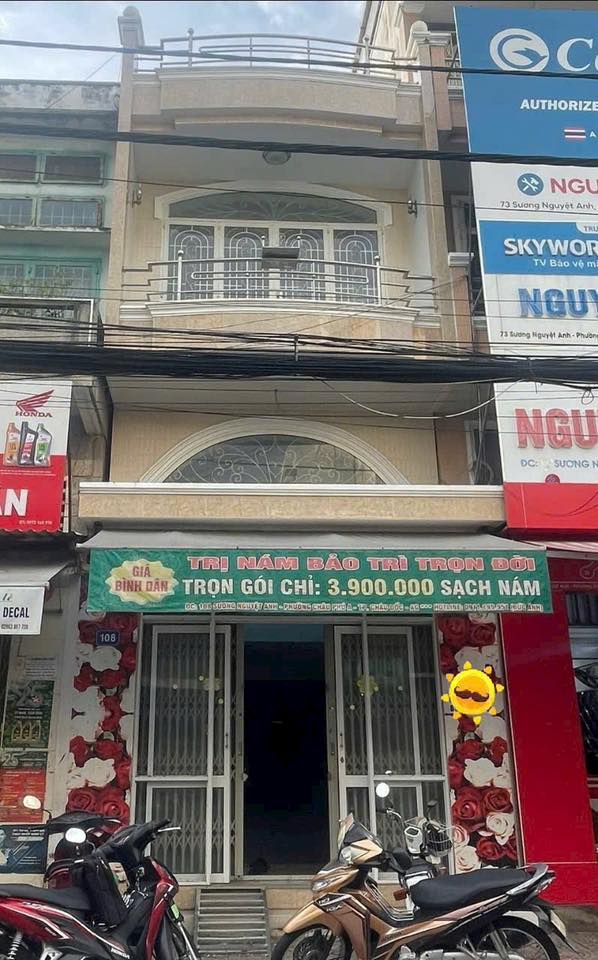 Nhà nguyên căn Châu Đốc - 100m² giá 8.5 tỷ - Kinh doanh thuận lợi!