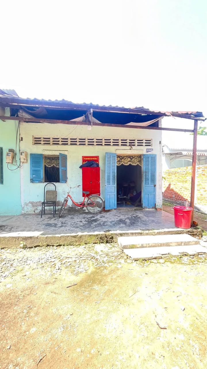 Nhà hẻm 684 Đường Tôn Đức Thắng, P.5, TP Sóc Trăng 120m² giá 450 triệu - Chính chủ bán gấp!