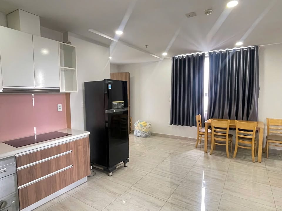 Căn hộ BICONSI TOWER Thủ Dầu Một 87m² giá 9.5 triệu - Full nội thất cao cấp, xách vali vào ở ngay!