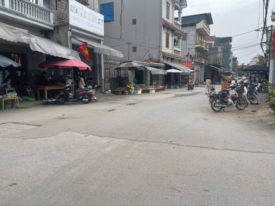 Đất Liên Mạc, Bắc Từ Liêm 41m² giá 5 tỷ - Cơ hội đầu tư sinh lời!