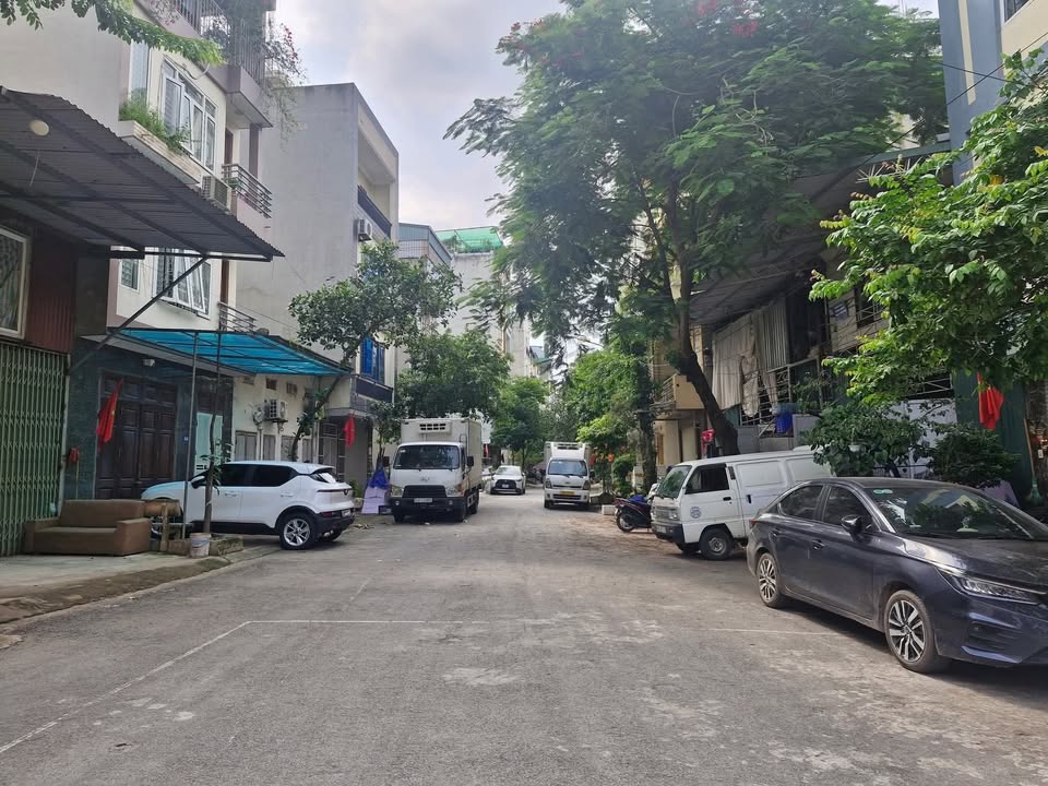 Mảnh đất mặt phố Lê Hồng Phong Hà Đông 38m² giá 10 tỷ - Kinh doanh đắc địa!