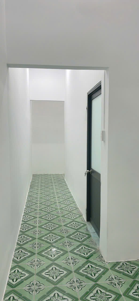 Nhà cấp 4 Hẻm 21 Phạm Văn Đồng 288m² giá 2.7 tỷ - Khu dân cư yên tĩnh, gần chợ Long Hoa!