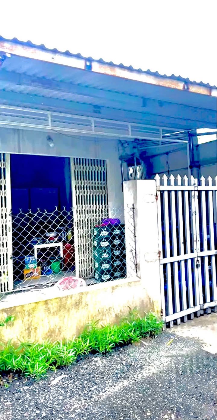 Nhà cấp 4 kiệt Đoàn Phú Tứ, Hòa Khánh Bắc 100m² giá 3 tỷ - Thích hợp ở ngay!