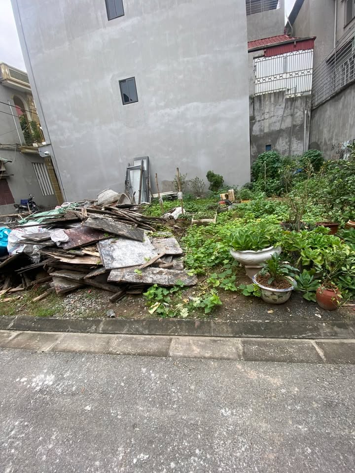 Đất Cổ Bi Gia Lâm 55m² giá 3.86 tỷ - Vị trí trung tâm, pháp lý đầy đủ!