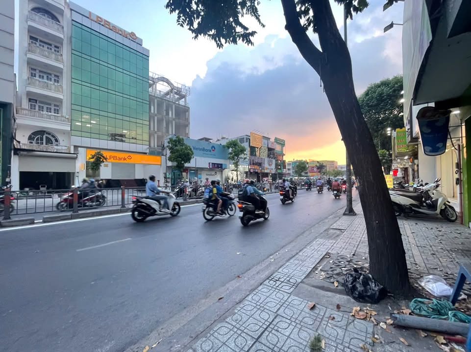 Nhà mặt tiền cho thuê đường Quang Trung, Gò Vấp 45m² - Kinh doanh sầm uất ngay chợ Hạnh Thông Tây!