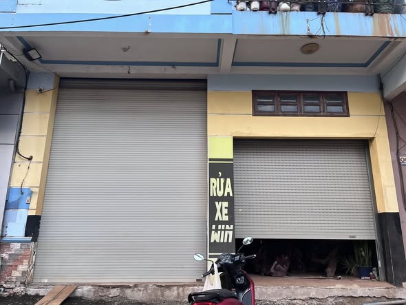 Cho thuê mặt bằng văn phòng đường Quyết Tiến 160m² - Khu vực sầm uất, thuận tiện kinh doanh!