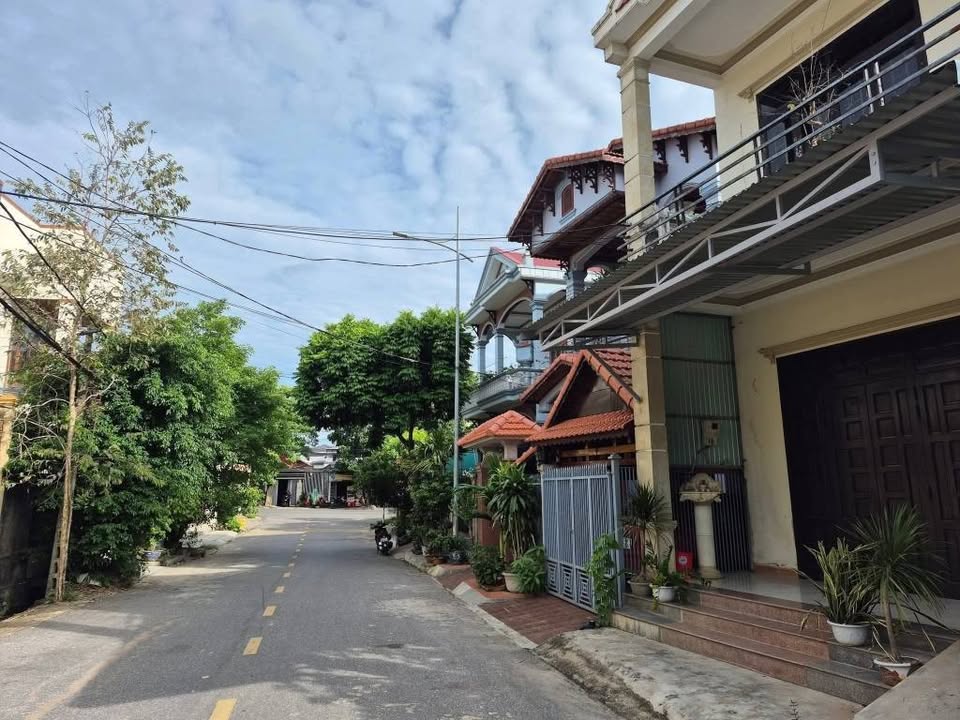 Bán lô đất 132.3m² tại đường Võ Thị Sáu, Đông Hà - Giá chỉ 2.2 tỷ!