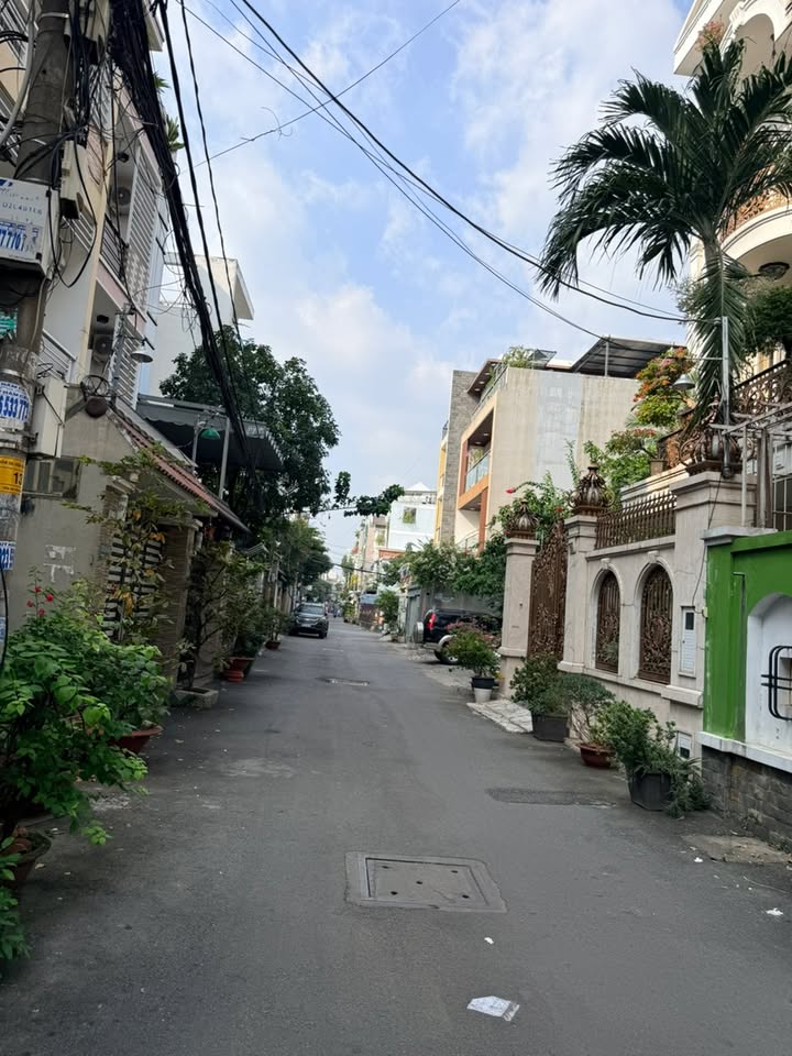 Đất nền hẻm oto Trần Xuân Soạn, quận 7, 94m² giá 12 tỷ - Sổ hồng chính chủ!