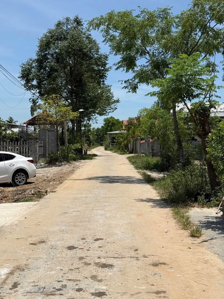 Đất nền Vinh An Phú Vang 100m² giá 310 triệu - Gần chợ, mặt tiền tỉnh lộ!
