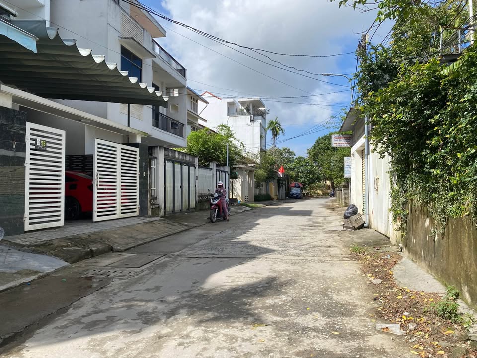 Đất mặt tiền đường Lại Thế, Phú Vang, 176m² chỉ 22 triệu/m - Cơ hội đầu tư hấp dẫn!