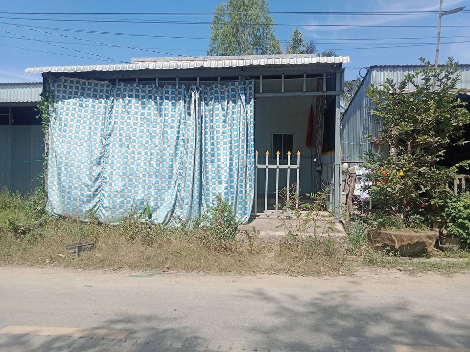 Nhà đẹp 2 phòng ngủ tại Thông Bình, Tân Hồng - Giá chỉ 450 triệu