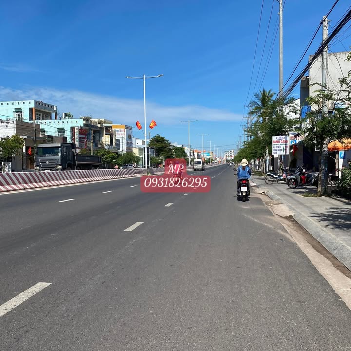 Nhà mặt tiền kinh doanh Long Hải 210m² giá 7.2 tỷ - Đầu tư sinh lời ngay!