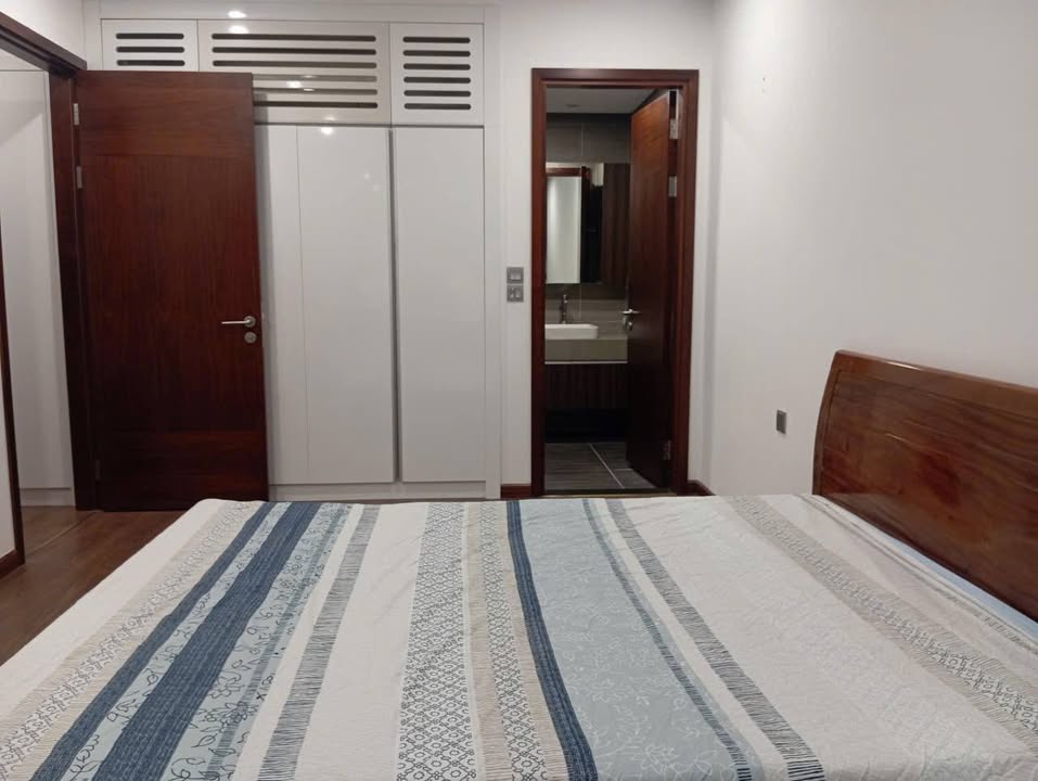 Căn hộ Six Element Tây Hồ 83m² giá 17 triệu - Nội thất cơ bản, hợp đồng lâu dài!