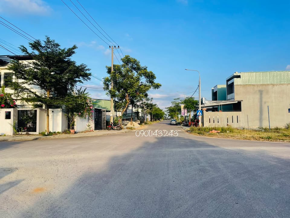 Đất nền mặt tiền đường Tống Duy Tân, Tam Kỳ 132m² giá 2.1 tỷ - Đầu tư sinh lời hấp dẫn!