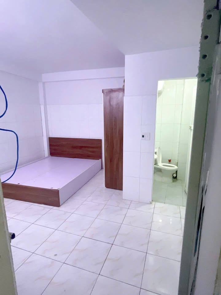 Phòng cho thuê tại 73 Phùng Khoang, 25m² giá 2.6 triệu - Không chung chủ, giờ tự do!