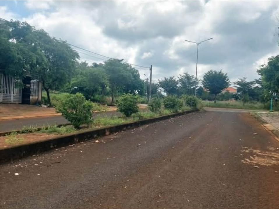 Đất nền TDC Phường Tân Phú Đồng Xoài 120m² giá 9xx triệu - Đối diện Tòa án viện kiểm sát!