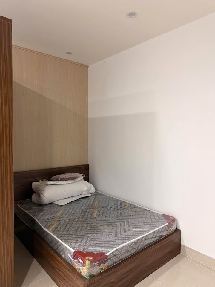 Căn hộ cho thuê đường Yesin, P9 Đà Lạt 2PN giá 6 triệu - Thang máy tiện lợi!