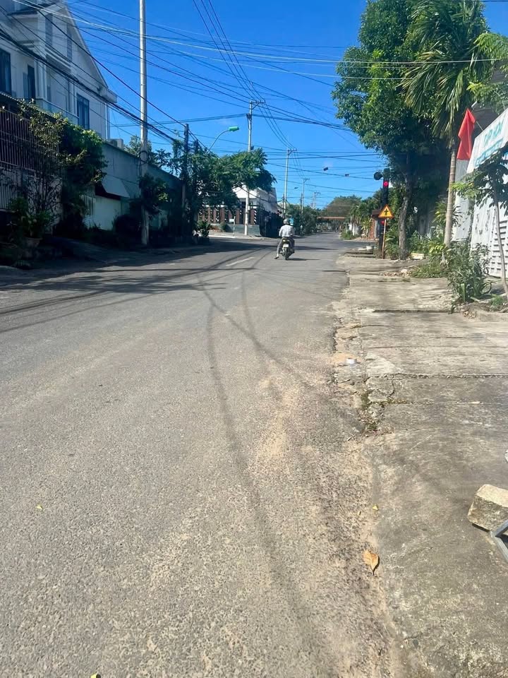 Đất thổ cư 192m² tại Trường Chinh, Kon Tum giá 1.6 tỷ - Vị trí đắc địa ngay trung tâm!