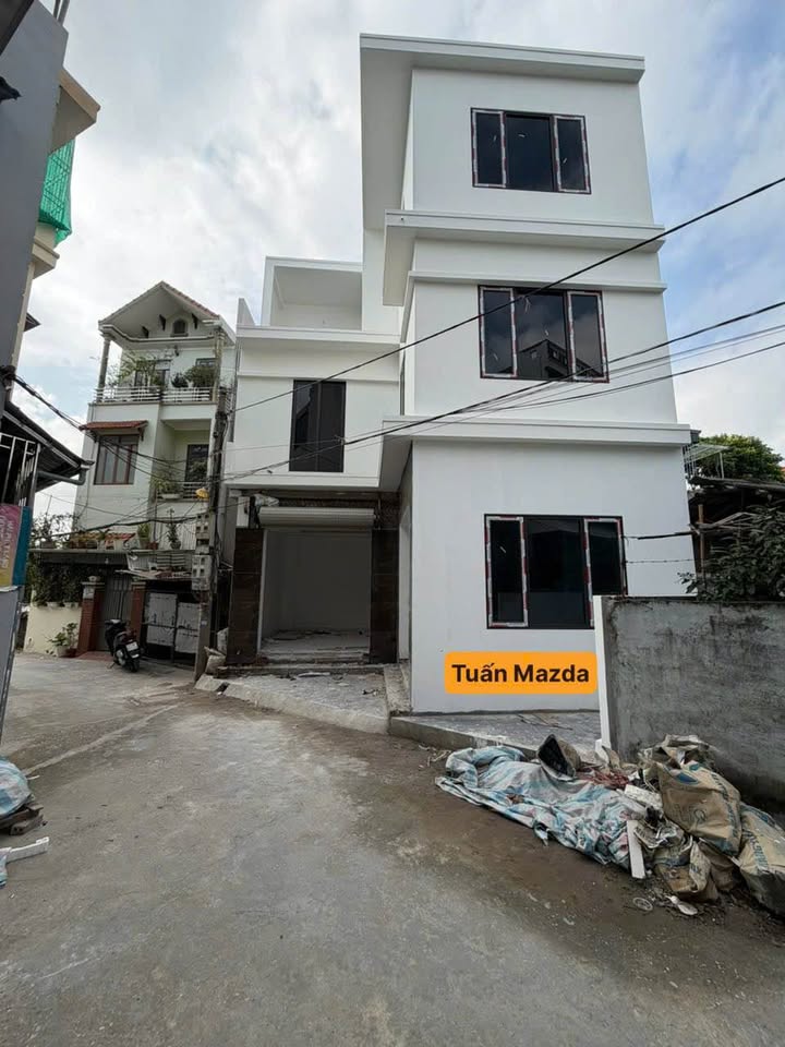 Biệt thự mini Trần Lãm 63m² giá 3 tỷ - Ô tô vào tận cửa!