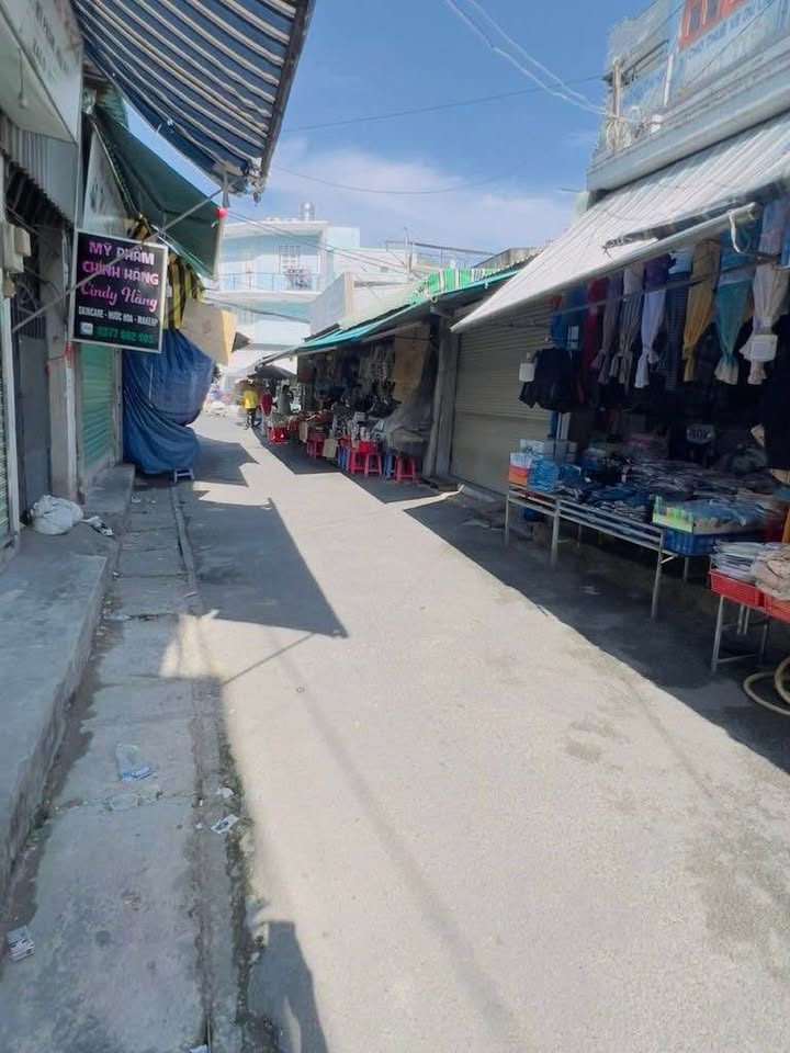 Nhà đẹp hẻm xe hơi Linh Xuân 83m² giá 7.2 tỷ - Kết cấu chắc chắn, gần Quốc lộ 1A!