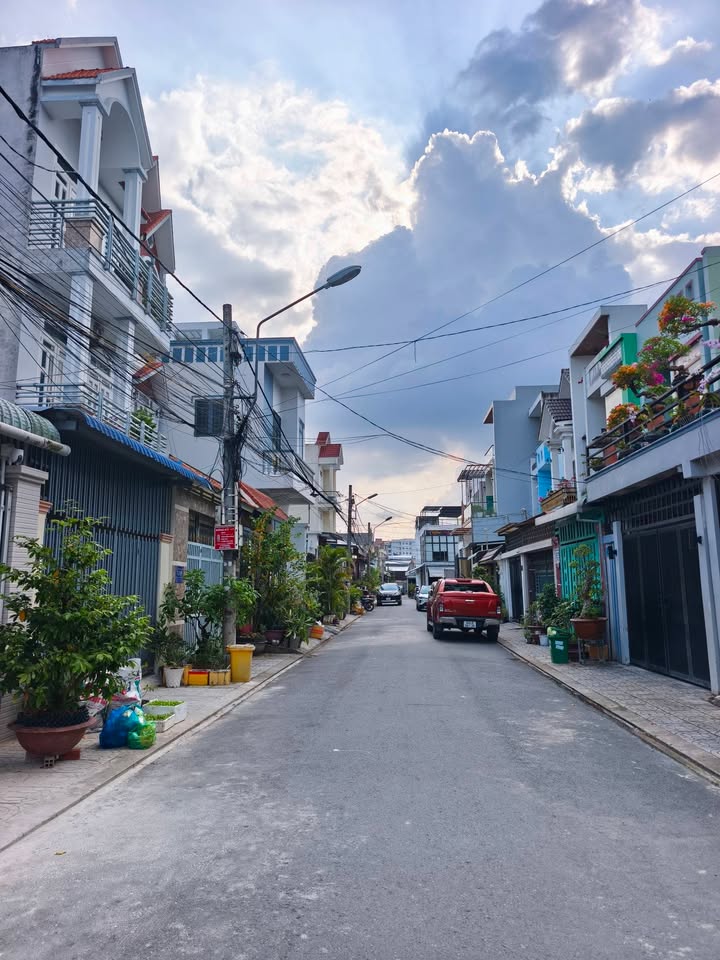 Nhà 2 tầng KDC Hồng Phát, Cần Thơ - 112.5m² giá 5 tỷ - Sẵn sàng vào ở!