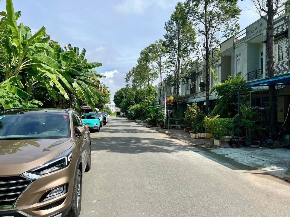 Nhà 1 trệt 1 lửng 1 lầu tại KDC 586 Cái Răng 68m² giá 2.9 tỷ - Phù hợp mở văn phòng và ở gia đình!