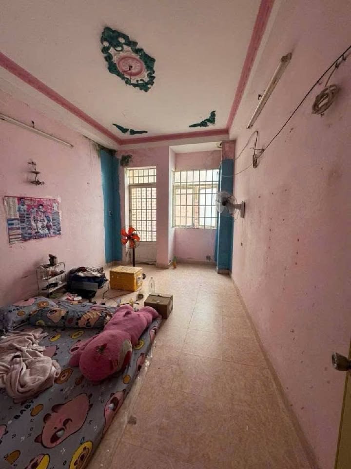 Nhà 3 tầng Lý Đạo Thành, Quận 8 - 60m² giá chỉ 3.95 tỷ - Hẻm xe hơi rộng rãi!