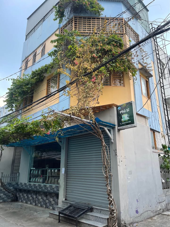 Nhà 3 lầu lô góc quận 7, diện tích 150m², chỉ 12 tỷ - Đầu tư sinh lời ngay!