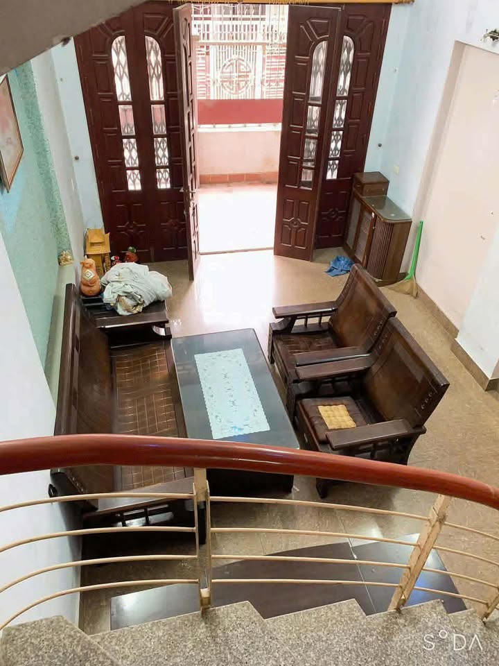 Nhà 3 tầng cho thuê tại Cẩm Thượng Hải Dương, giá chỉ 3,5 triệu - Phù hợp cho gia đình công nhân viên chức!