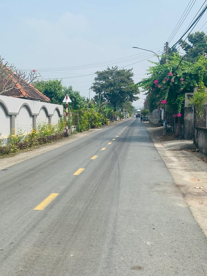 Đất thổ cư Tân Phước 300m² giá chỉ 2.75 tỷ - Cơ hội đầu tư tuyệt vời!