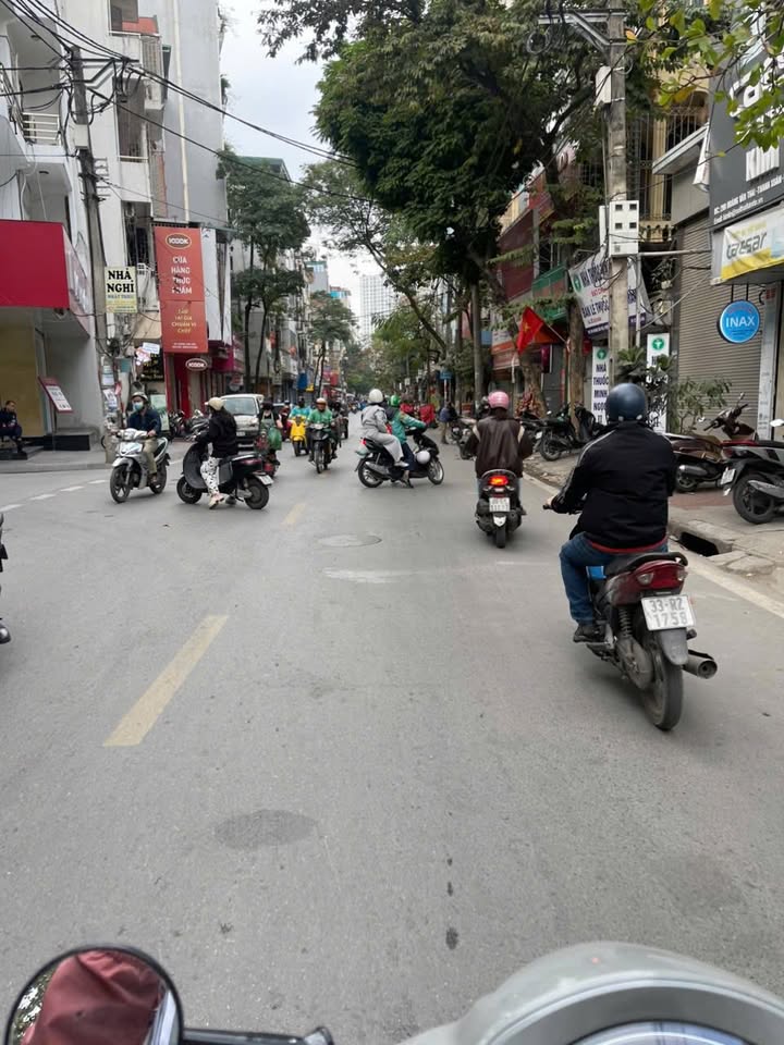 Nhà phố Nguyễn Ngọc Nại, Khương Mai, 50m² giá thỏa thuận - Ô tô vào tận nhà!