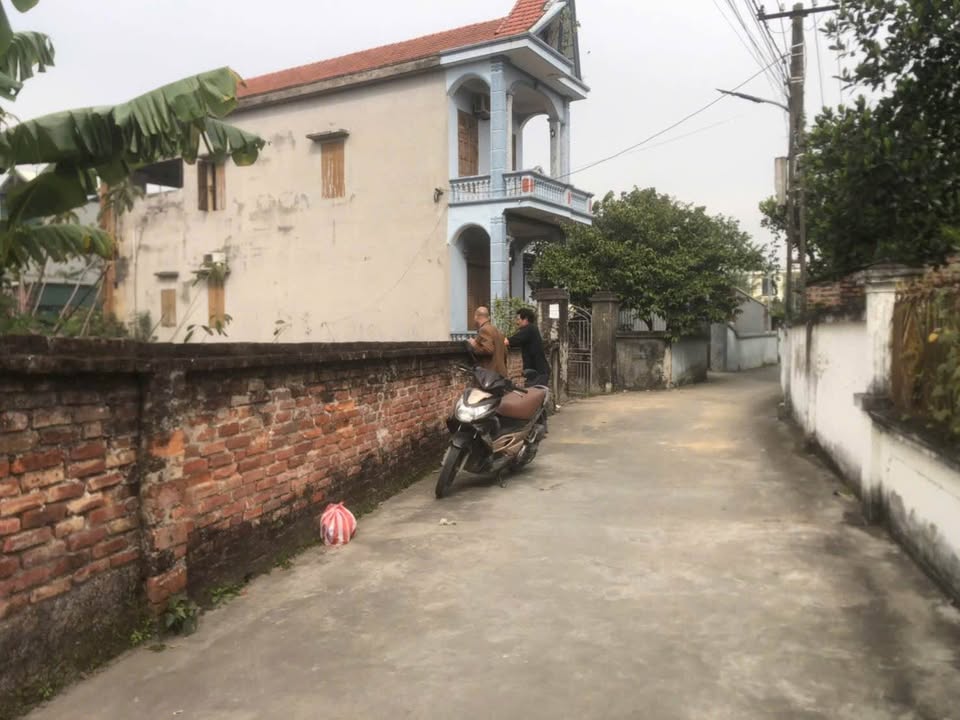 Đất thổ cư Đoàn Thượng, Gia Lộc 136m² giá 1.1 tỷ - Mặt tiền rộng, ô tô vào tận đất!