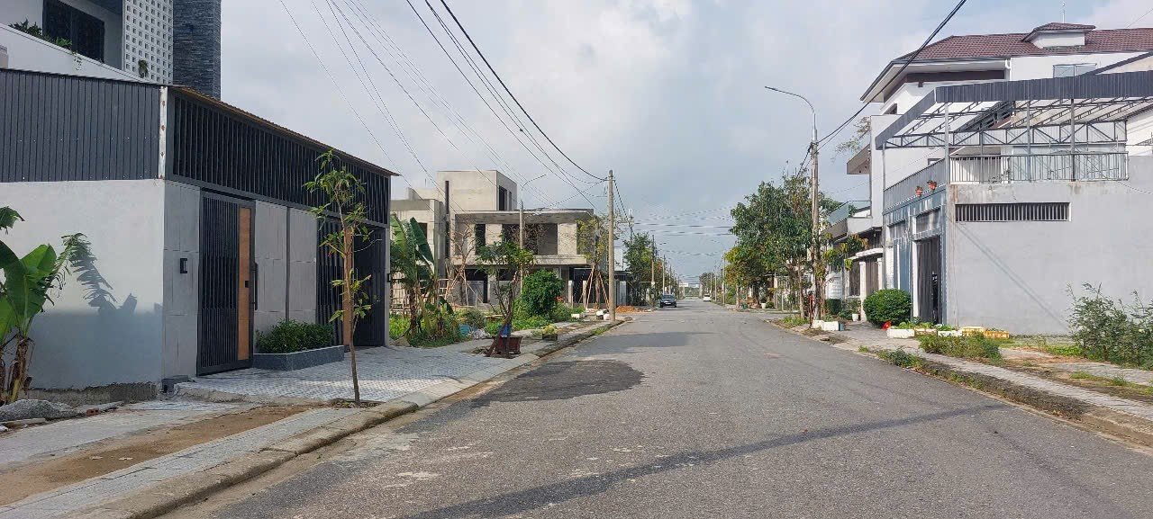 Đất nền Thạch Hưng, Hà Tĩnh 150m² giá thỏa thuận - Đường lớn thuận tiện giao thông!