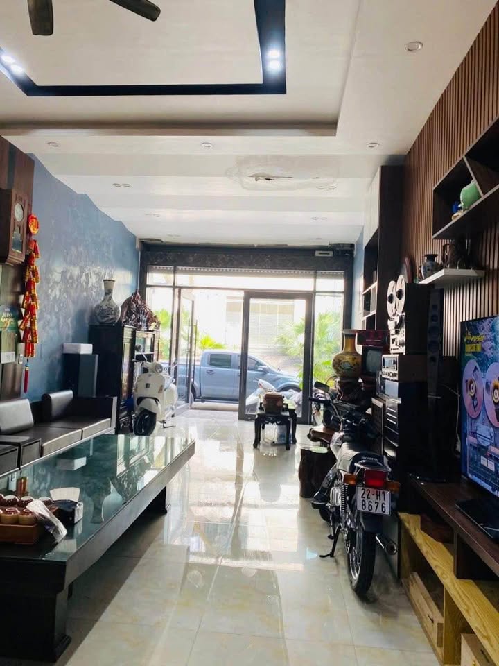 Nhà 6 tầng đường Hưng Hóa, Cốc Lếu 102m² giá 7.2 tỷ - Đắc địa cho ở và kinh doanh!