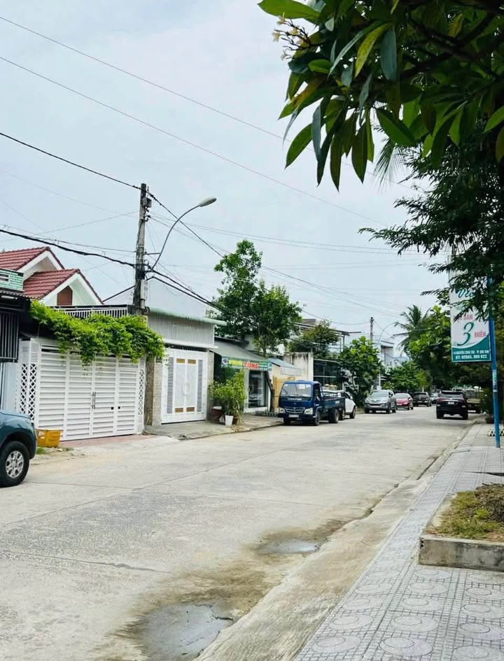 Nhà phố đường Nguyễn Công Trứ, Phường Thống Nhất 96m² giá 2 tỷ - Thiết kế sang trọng, chính chủ!