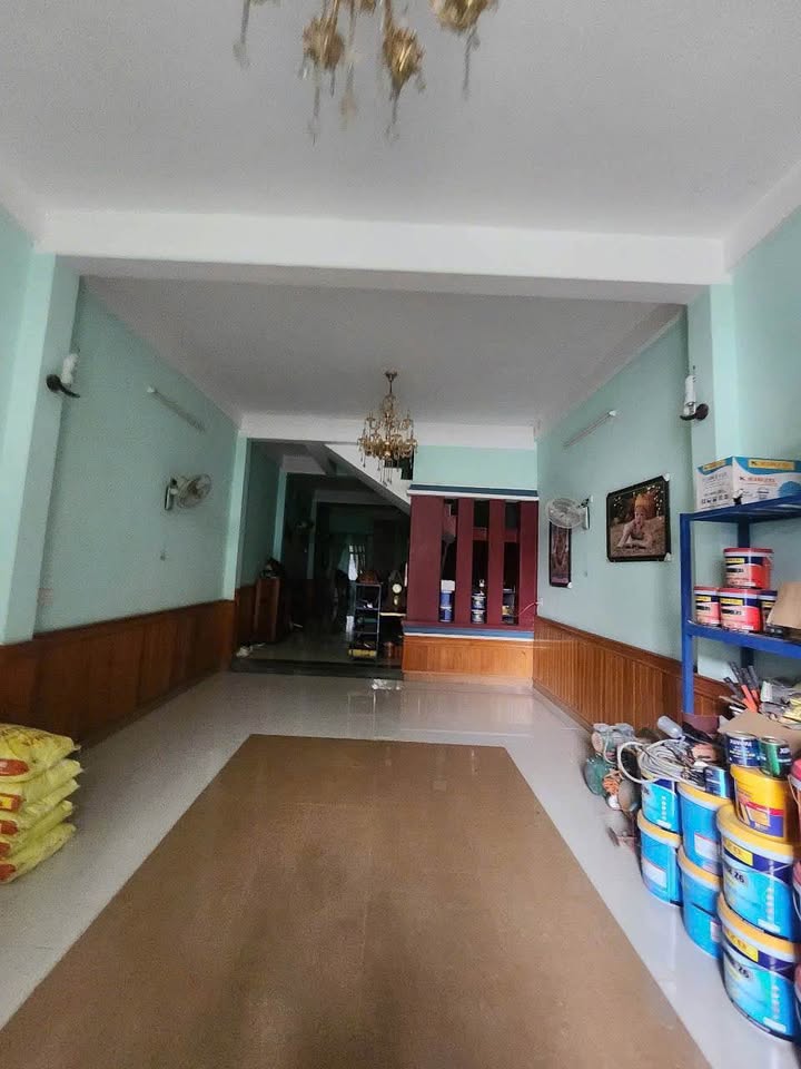 Nhà riêng Lê Văn Tám, phường Trường Chinh 165m² giá 1.9 tỷ - Vị trí đắc địa gần trung tâm!