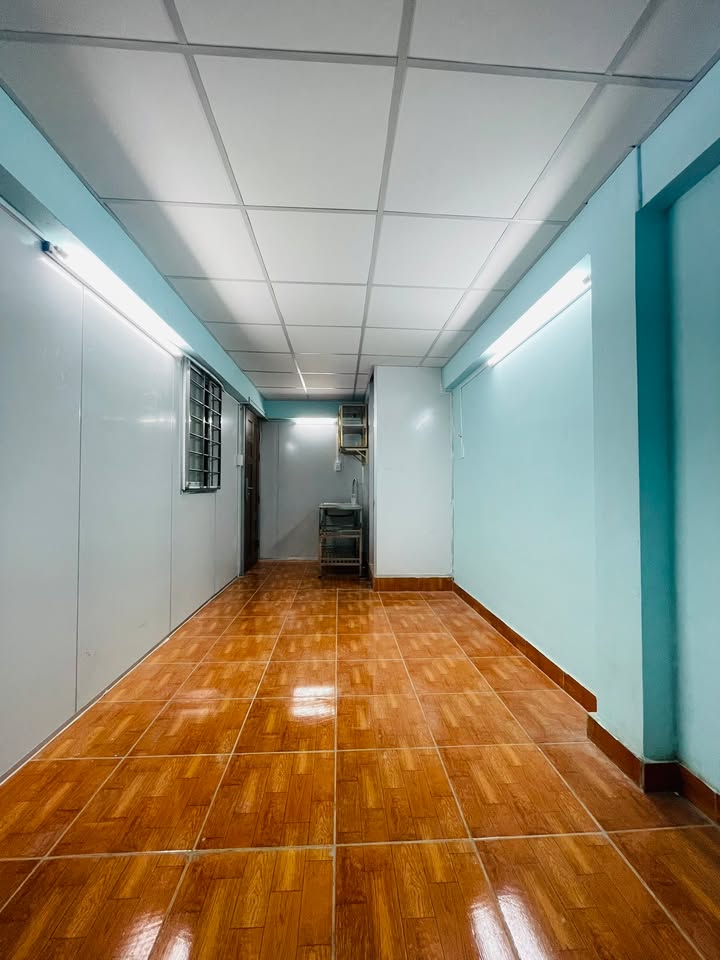 Phòng cho thuê đường 18 Hiệp Bình Chánh 15m giá 3 triệu - Máy lạnh thoáng mát!