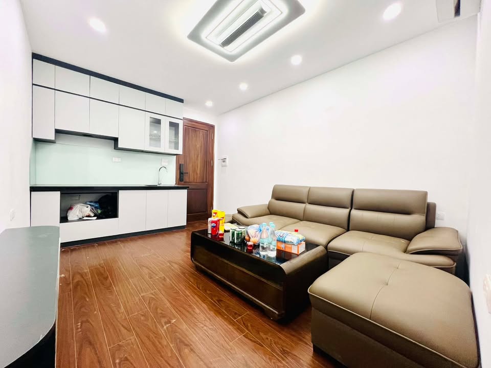 Căn hộ tập thể Hàng Mã 70m² giá 4.2 tỷ - Cơ hội hiếm có tại phố cổ!