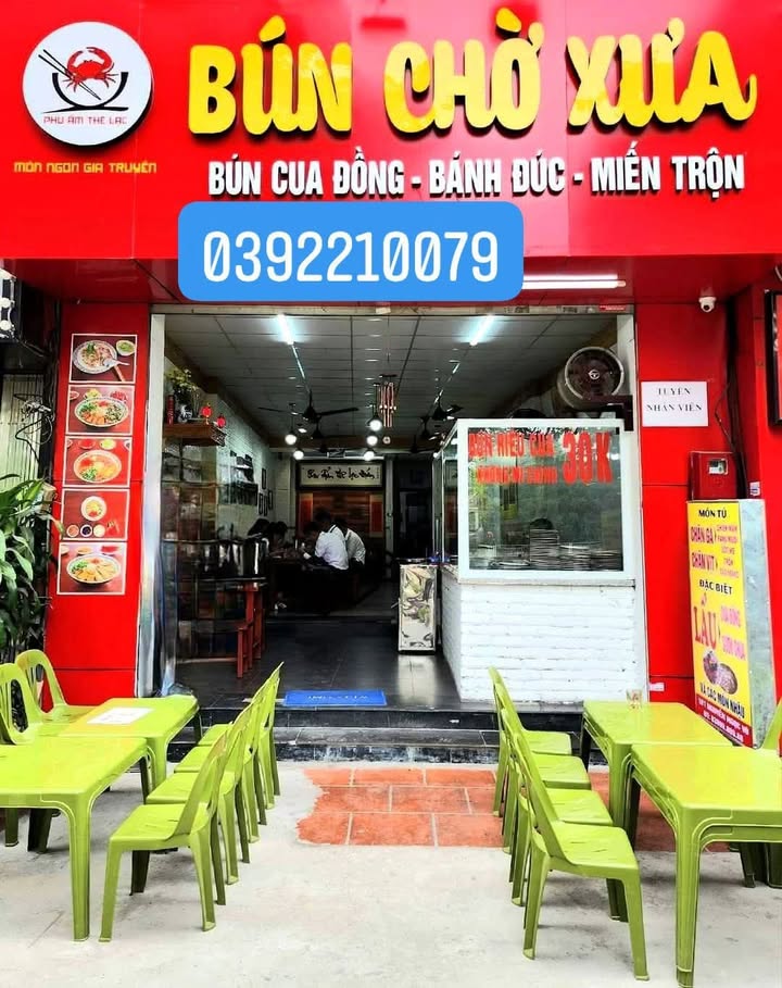 Cho thuê mặt bằng nhà hàng phố Duy Tân, Cầu Giấy 60m² - Khách đông đúc, vị trí lý tưởng!