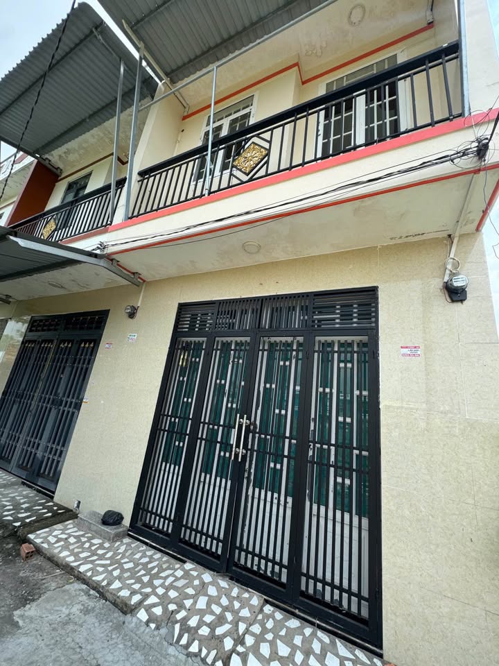 Nhà 1 Lầu Ngay Ngã Ba Tân Kim - 40m² Giá 1.25 Tỷ - Sổ Hồng Riêng Chính Chủ