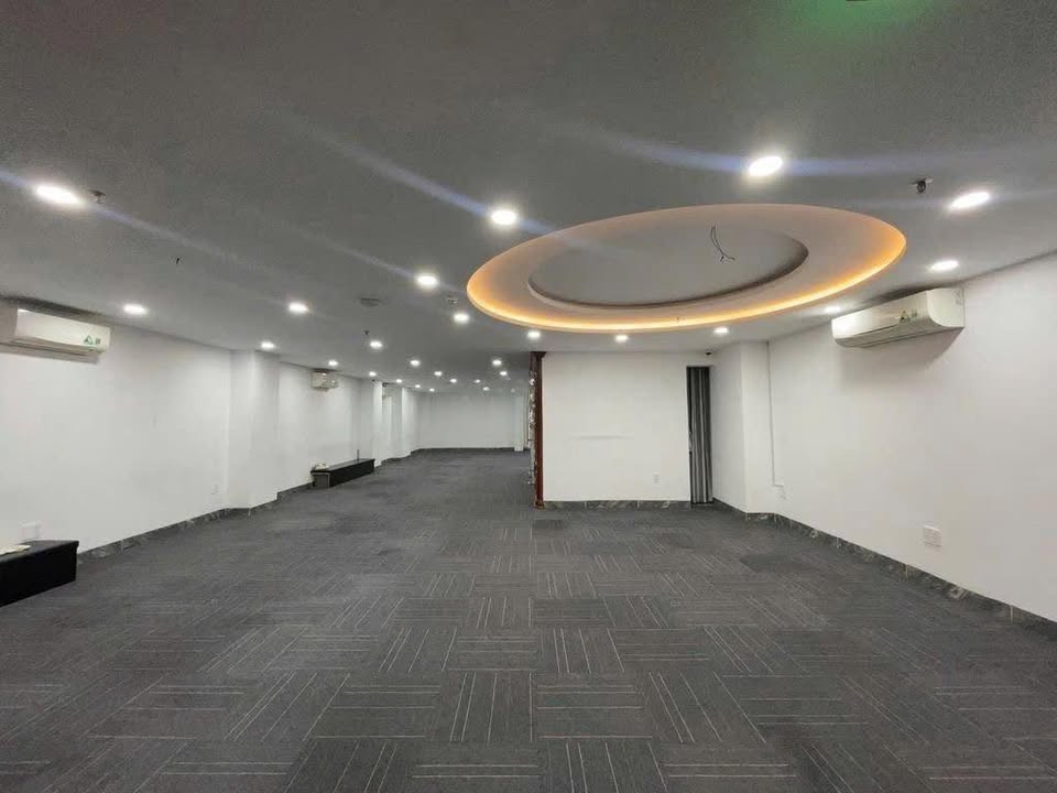 Nhà mặt tiền Lâm Văn Bền Q.7 160m² giá 25 triệu - Thích hợp kinh doanh