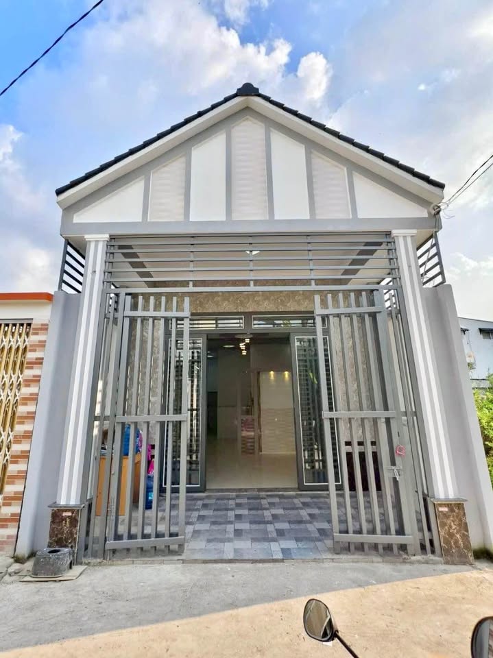 Nhà rộng 83m² tại KDC Sơn Thủy, Cần Thơ giá 1.49 tỷ - Chính chủ bán gấp!