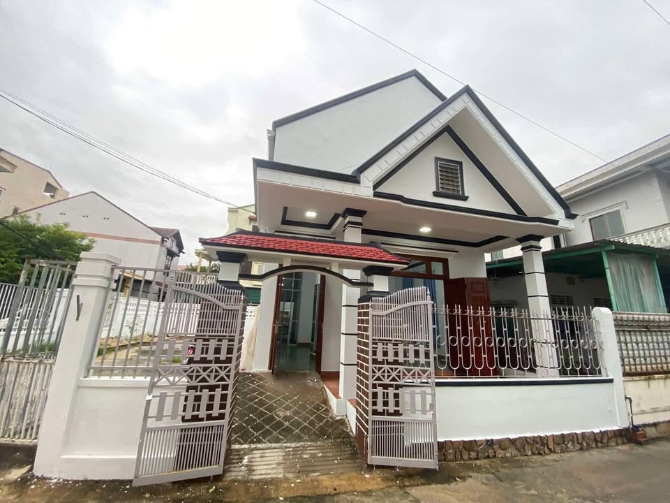 Nhà phố 107m² Khu phố 1, Phường Nam Đông Hà - Giá chỉ 1.9 tỷ, vị trí kim cương!