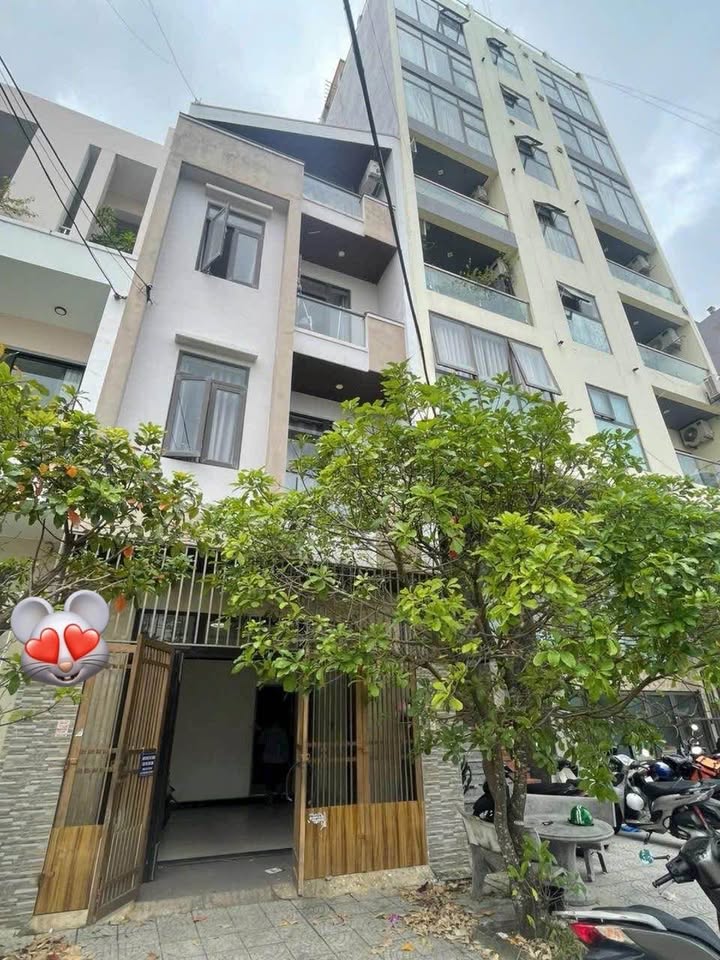 Căn hộ 4 tầng Đà Nẵng 100m² giá 9.9 tỷ - Đối diện công viên, gần biển!