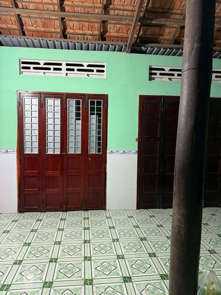 Nhà mặt tiền đường nhựa 6m tại Cai Lậy, Tiền Giang 1016m² giá 3.6 tỷ - Cơ hội đầu tư tuyệt vời!