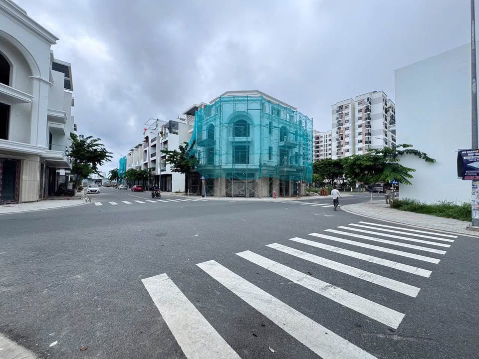 Đất nền KDT VCN Phước Long 2 136.3m² giá 16.4 tỷ - Mặt đường A2&B4, lô góc đắc địa!