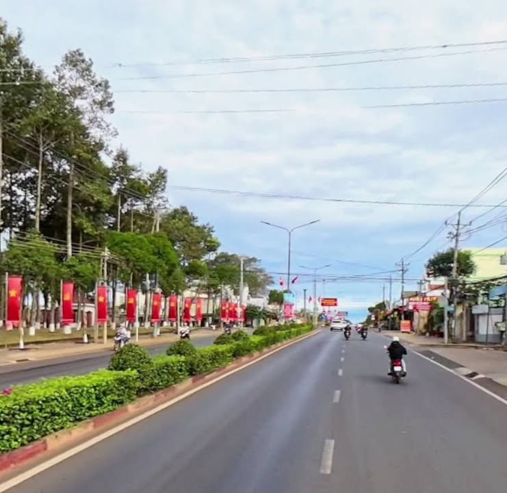 Đất nền đường Phú Riềng Đỏ, Đồng Xoài 196m² giá 3.6 tỷ - Vị trí kinh doanh lý tưởng!