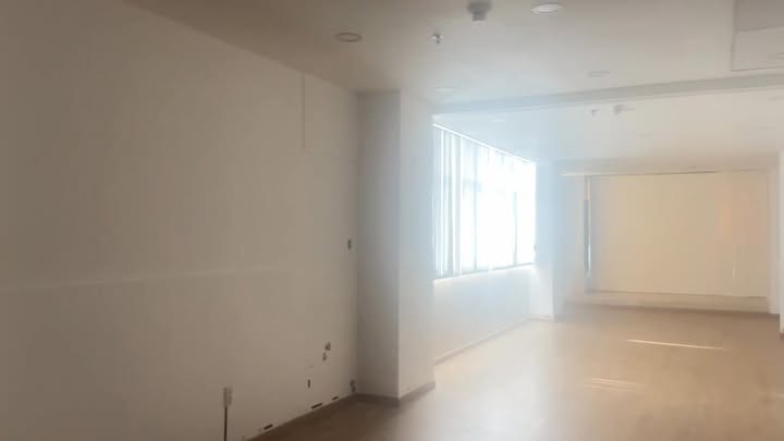 Cho thuê tòa nhà văn phòng 7 tầng Hùng Vương, Quận 5 - Giá chỉ 120 triệu/tháng!