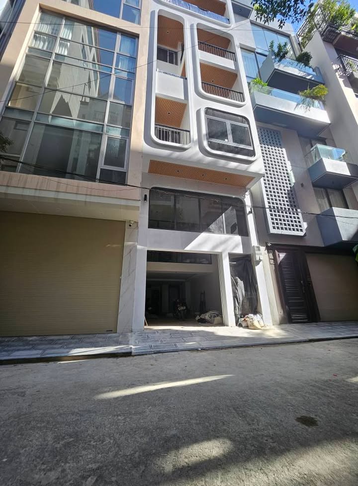 FrontHouse Láng Hạ Ba Đình 60m² giá 36 tỷ - Kinh doanh nườm nượp!