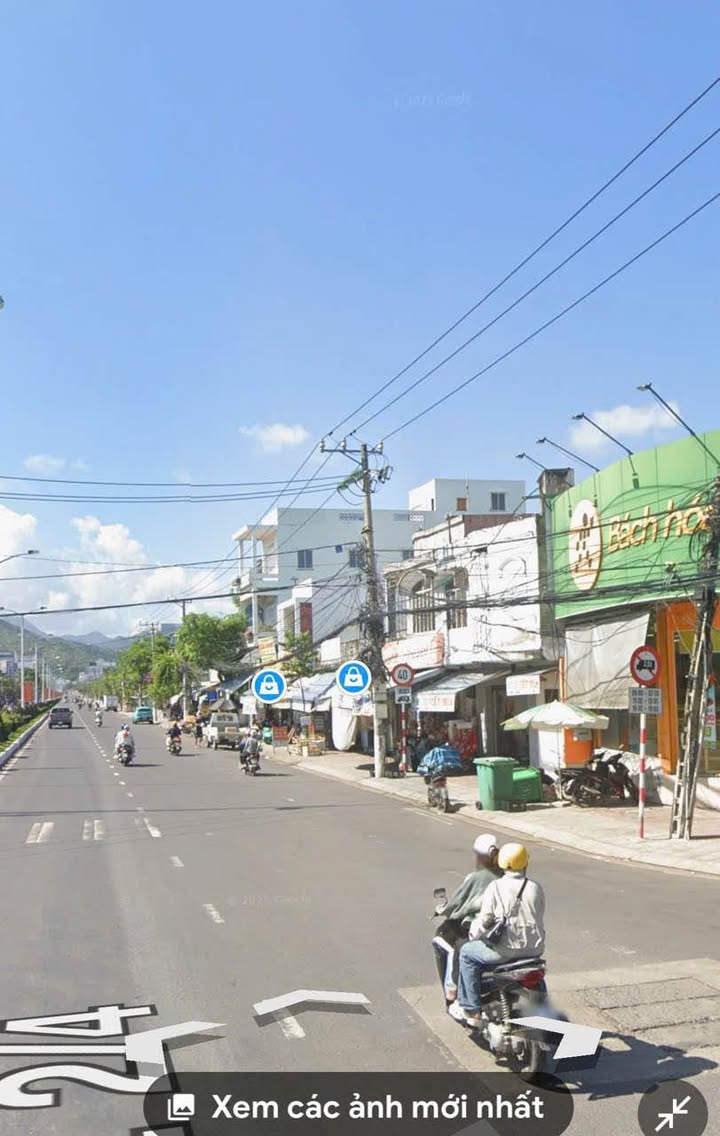 Bán Căn góc FrontHouse đường 2/4, Nha Trang 162m² - Đầu tư sinh lời ngay với Bách Hóa Xanh